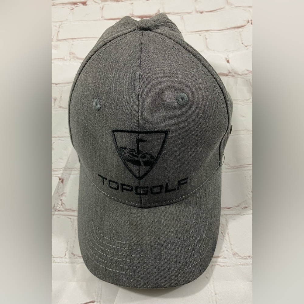 Top Golf Hat Mens Gray Black Snap Back Hat